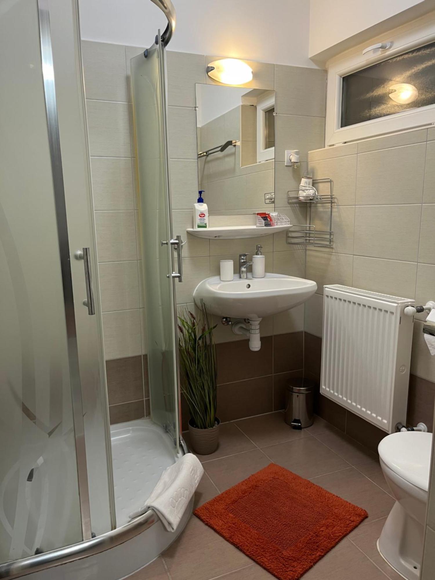 Oreo Apartman Эгер Номер фото